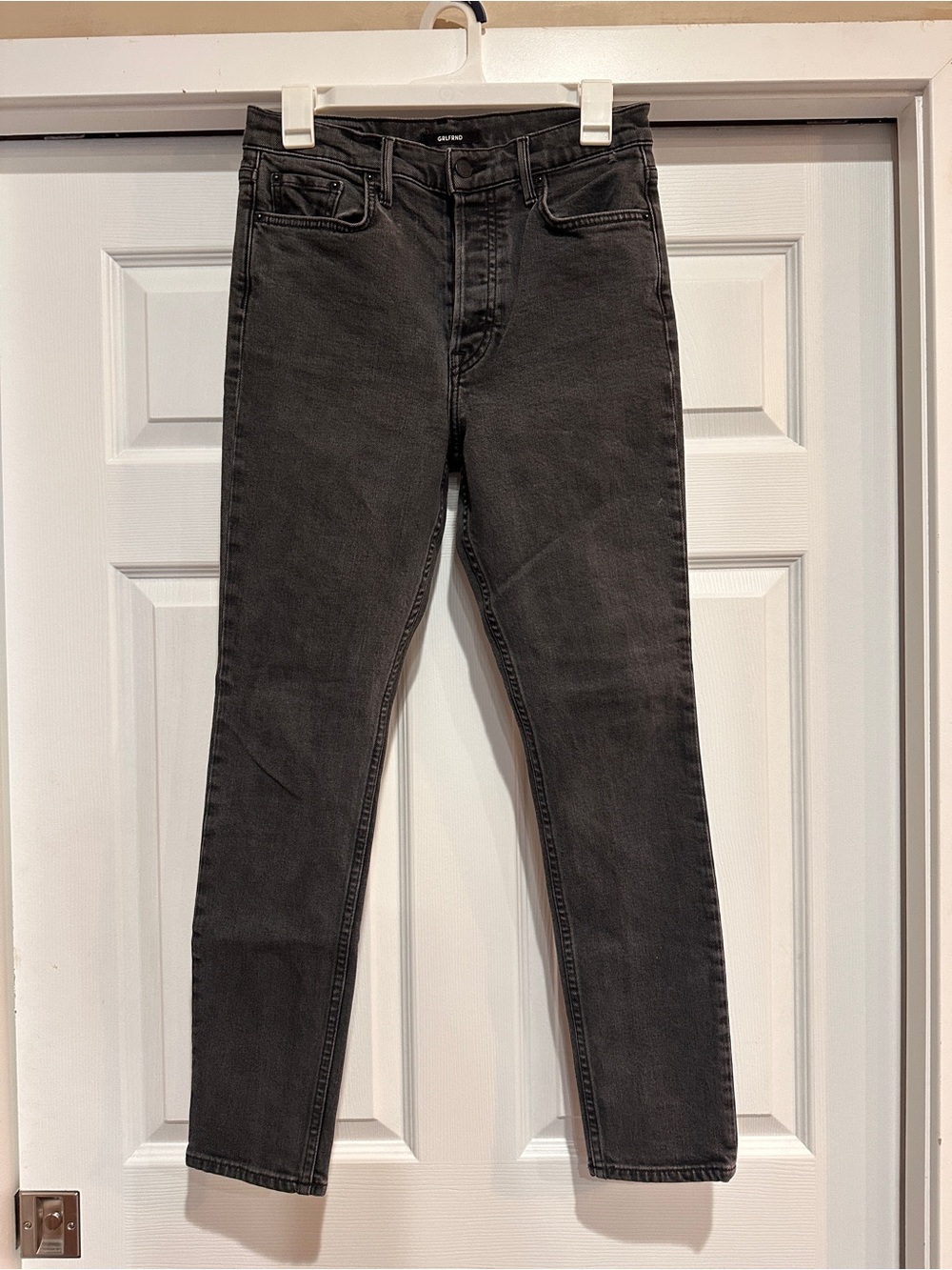 GRLFRND High-Rise Skinny Jeans in Washed Black